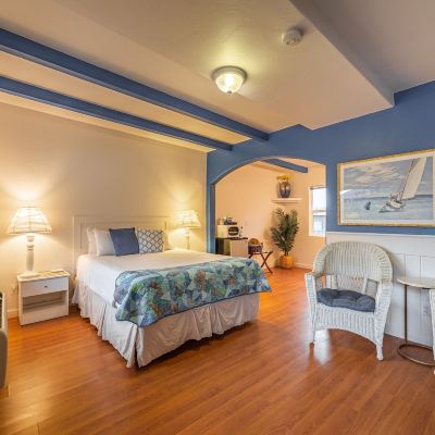 Queen Room-Non-Smoking The Islander Inn Promo Code