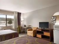 Super 8 by Wyndham Durango فنادق في دورانجو