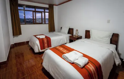 Explorer Deluxe Hotel Hotel di 