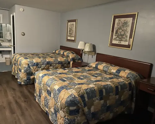 Budget Host Three Crowns Motor Lodge Hotels in Gettysburg