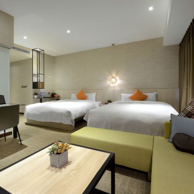 豪華四人間 丰居旅店北車館優惠