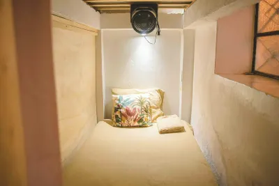 Maka Hostel Hotels in 