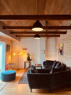Penthouse in Farsund  호텔
