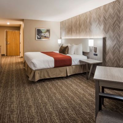 Accessible-1 King, Mobility Accessible, Bathtub, Microwave and Refrigerator, Wi-Fi, Non-Smoking Best Western Plus Kootenai River Inn Casino & Spa Promo Code