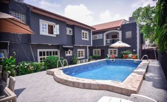 Topaz Luxury Suites & Apartments