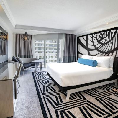 高級城市山景特大床房 凱恩斯鉑爾曼國際大飯店優惠