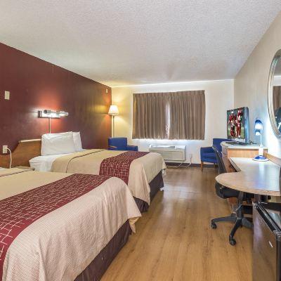 Deluxe Two Full Room Non smoking Red Roof Inn & Suites Cleveland - Elyria Promo Code