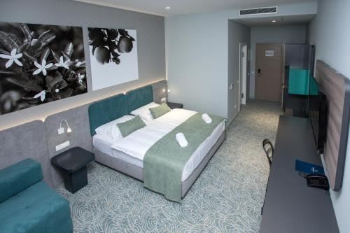 Hotel PresidentStandard Double or Twin Room