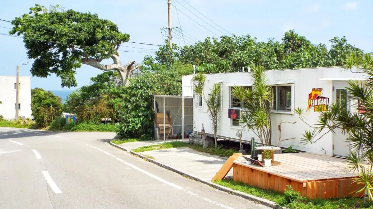 遊び BASE やまばれーハウス 外観