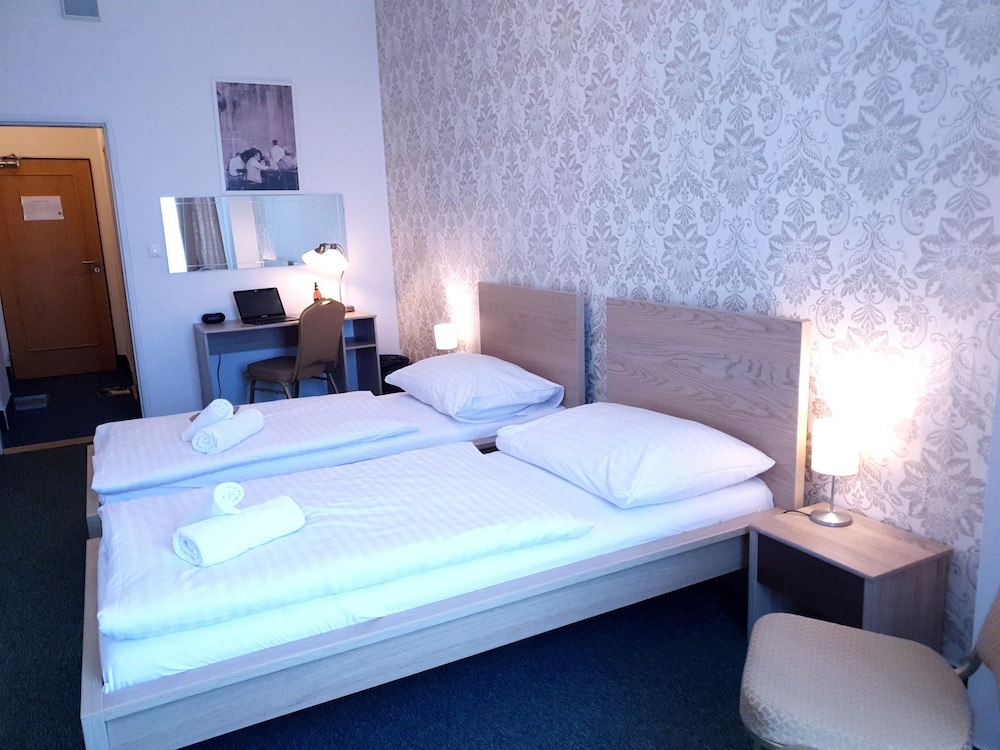 舒适双床房， 2 张单人床