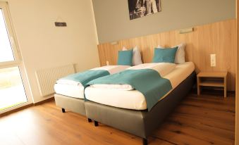 Hotel Traumfabrik - Housity