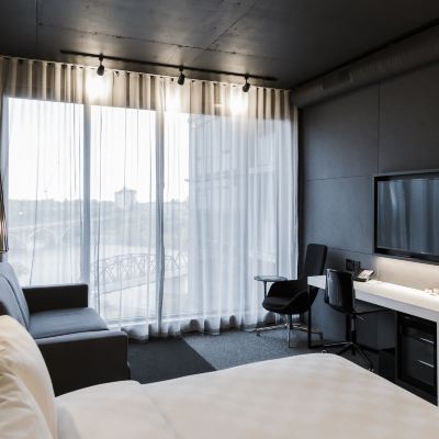 Queen Room with Sofa Bed Alt Hotel Saskatoon Promo Code
