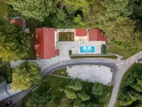 Magna Tilia Hotels in 