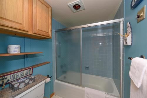 706H Studio Loft One Bath One-Bedroom Apartment