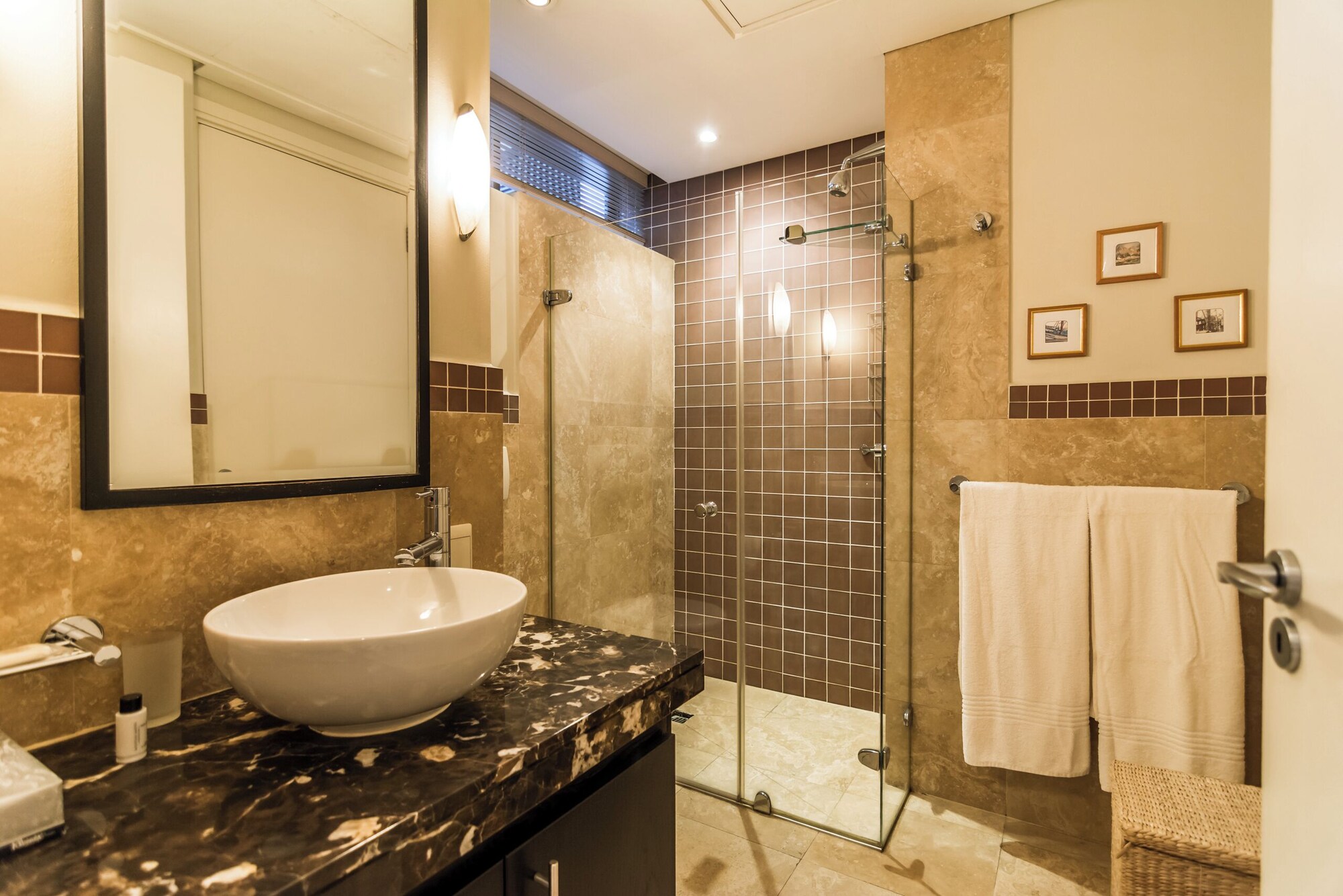 Mountain Marina Luxury Apartments三卧室尊贵3