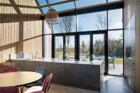 Dormio Resort Nieuwvliet-Bad Отели в г. 