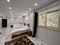Life Pyramids Inn Hotels in Nazlet El-Semman