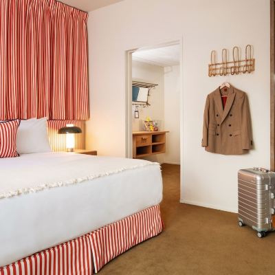 Deluxe King Room With Terrace Palihotel Melrose Promo Code
