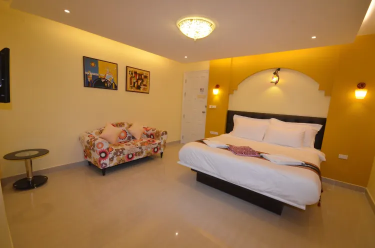 ห้องพักริมสระน้ำ