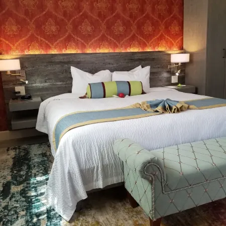Sens Hotel & Vanne Bistro Berkeley Отели в г. Беркли