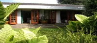 Cosy Den B&B Luxury Guest House Style
