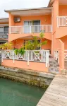Elegant Villa on the Marina Hoteles en 