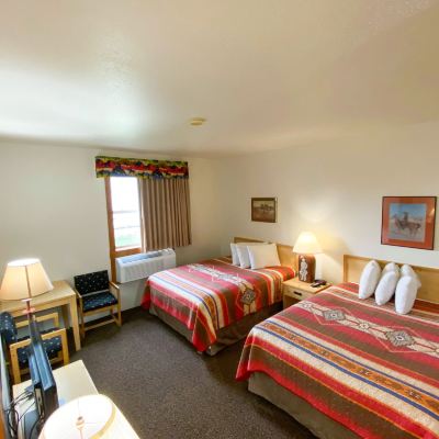Queen Room with Two Queen Beds Range Country Lodging Promo Code