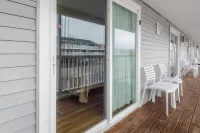 Marguerite Motel