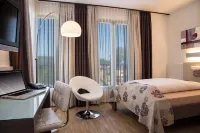 Hotel Simon's Plaza Hotels in 