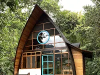 Sacha Urco Lodge -Private Cloud Forest Reserve in Mindo-4X4 Recommended March-April Hotels in Mindo