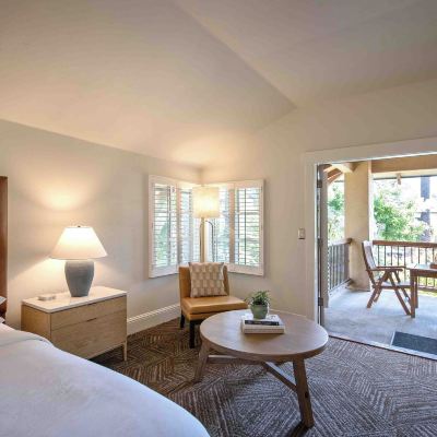 Deluxe King Room Wine & Roses Hotel Restaurant Spa Lodi Promo Code
