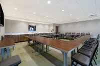 Home2 Suites by Hilton Redding