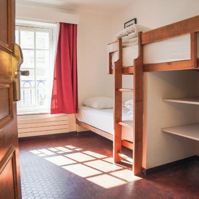 Triple Room with Shared Bathroom Mije Marais Promo Code