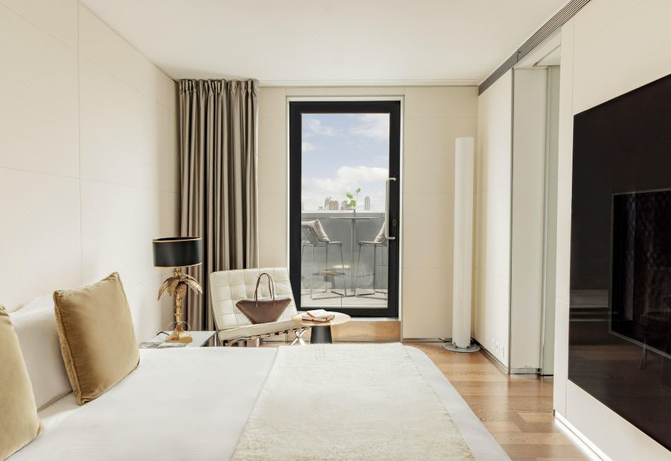 至尊ME+套房复式顶楼公寓