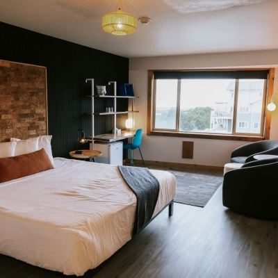 West King Adrift Hotel Promo Code