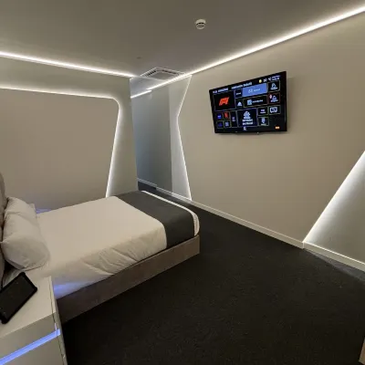 Futurotel Sevilla Hotels near Los Remedios