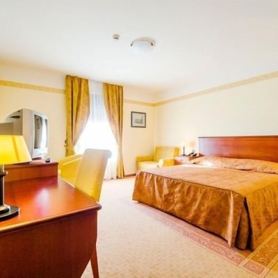 Comfort Double Room, 1 Queen Bed, Non Smoking, Partial Ocean View (with King Bed) Hotel Laguna Promo Code
