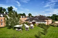 Bedford Lodge Hotel & Spa โรงแรมใน