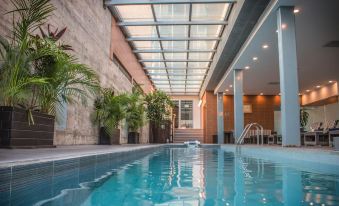 Casa Inn Premium Hotel Queretaro - Housity