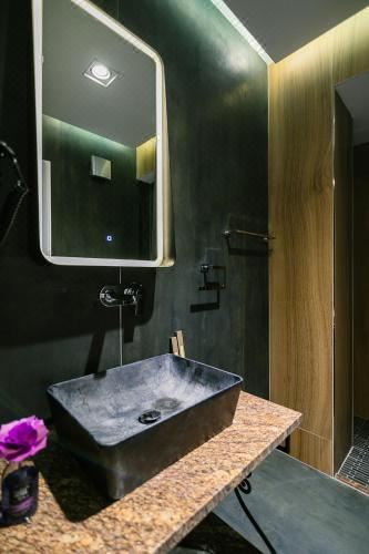 豪华双人间（2名成人+1名小童）