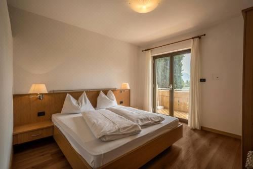 高级一卧室带阳台公寓