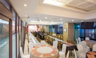 Tongyeong Anchovy Tourist Hotel