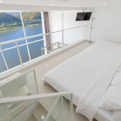 A2 (키즈) Gapyeong River Wave Pool Villa 쿠폰
