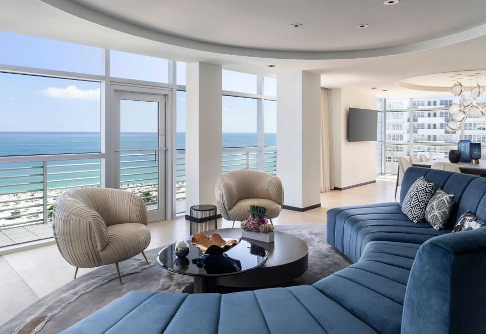 丽思卡尔顿套房