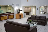 Boca Suites Deerfield Beach, SureStay Collection by BW