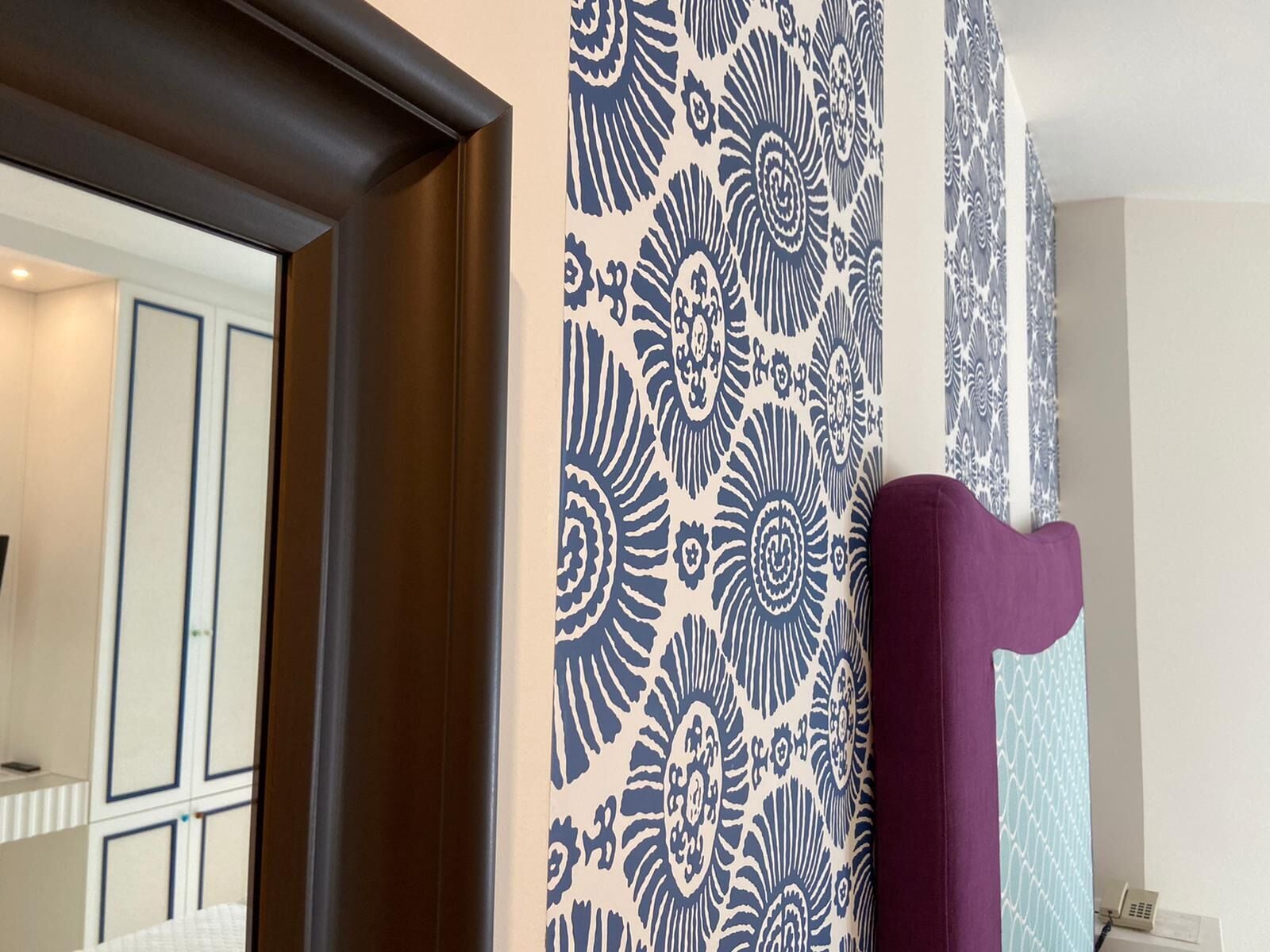 带部分海景的豪华双床或双人房