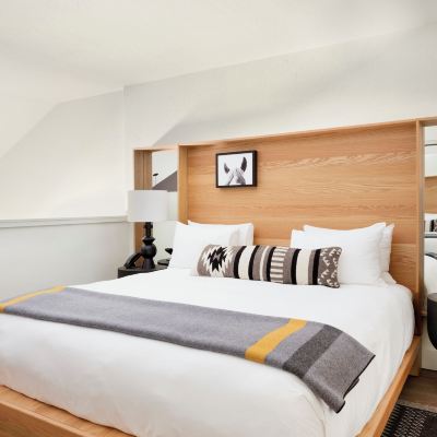 Standard Single King Room With Sofa Bed The Continuum Promo Code