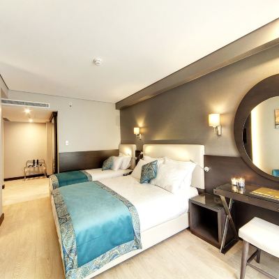 Triple Room Mukarnas Taksim Hotel Promo Code