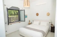 Beach Villa Next to the Waves Hotels in 