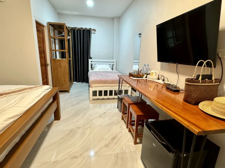 ห้องพื้นฐานสำหรับสามท่าน